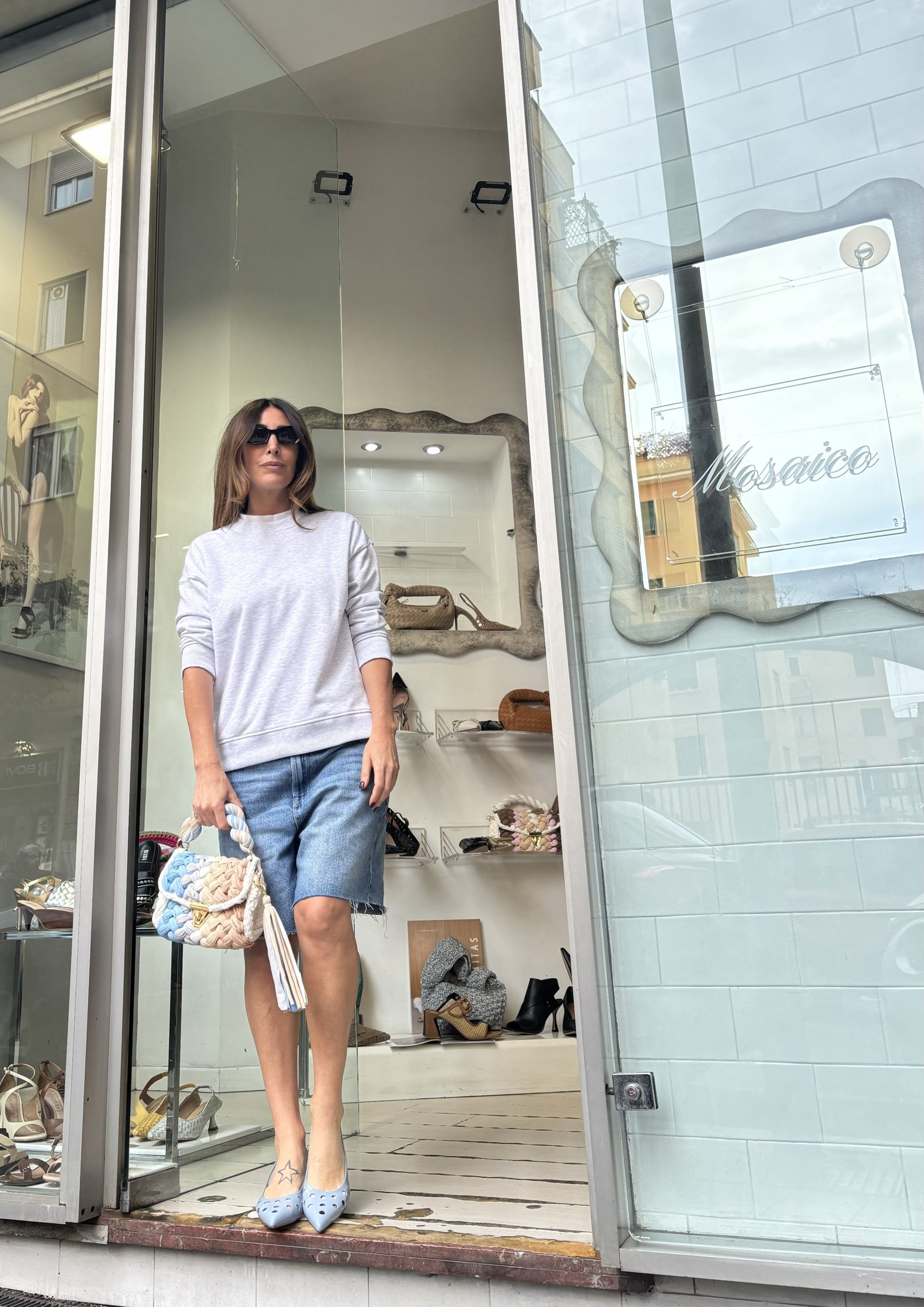 81593E2B-FB7A-445E-86EA-975D028D74EC