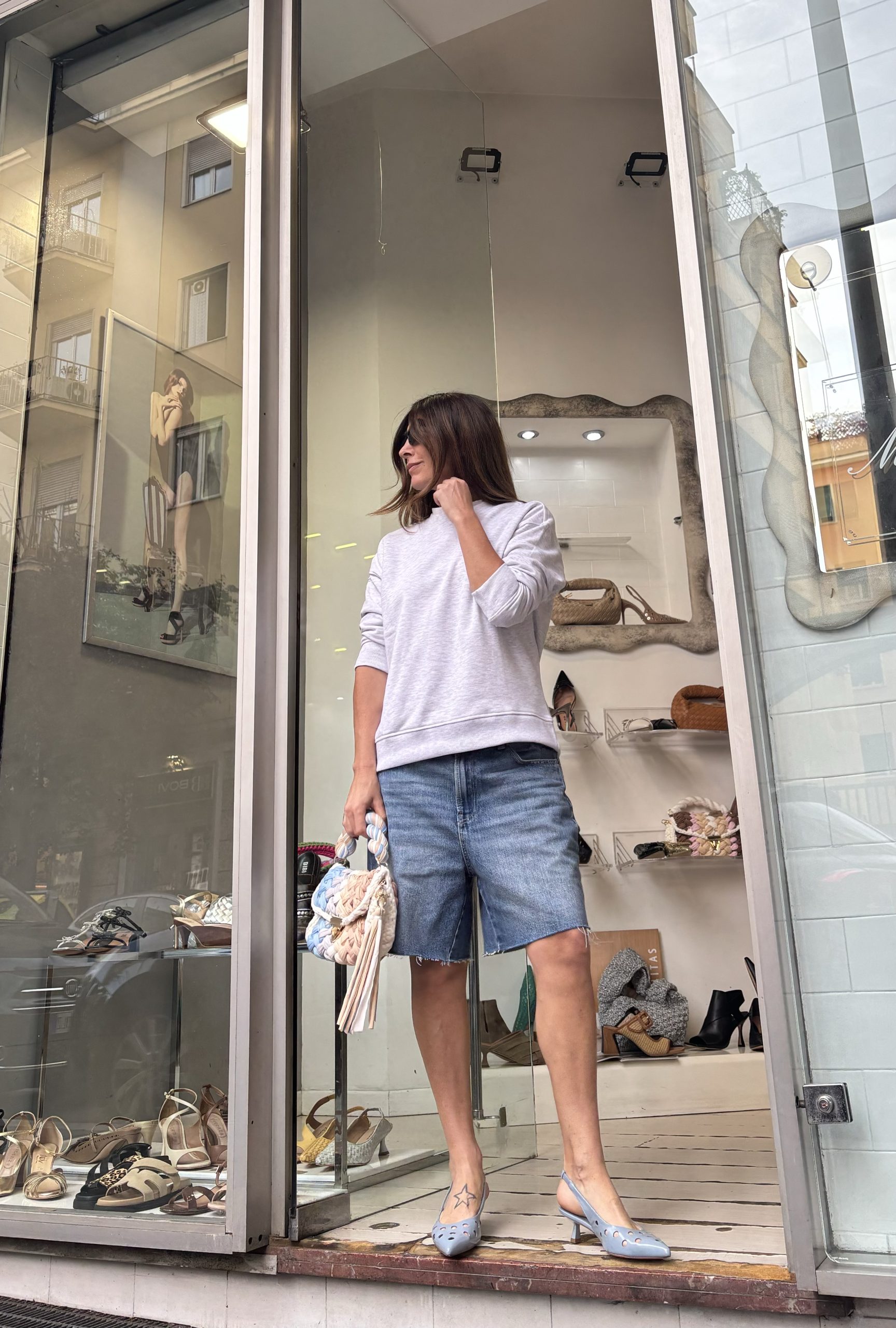 BEF2D9A2-D963-4E71-B8B1-03CB1F826692