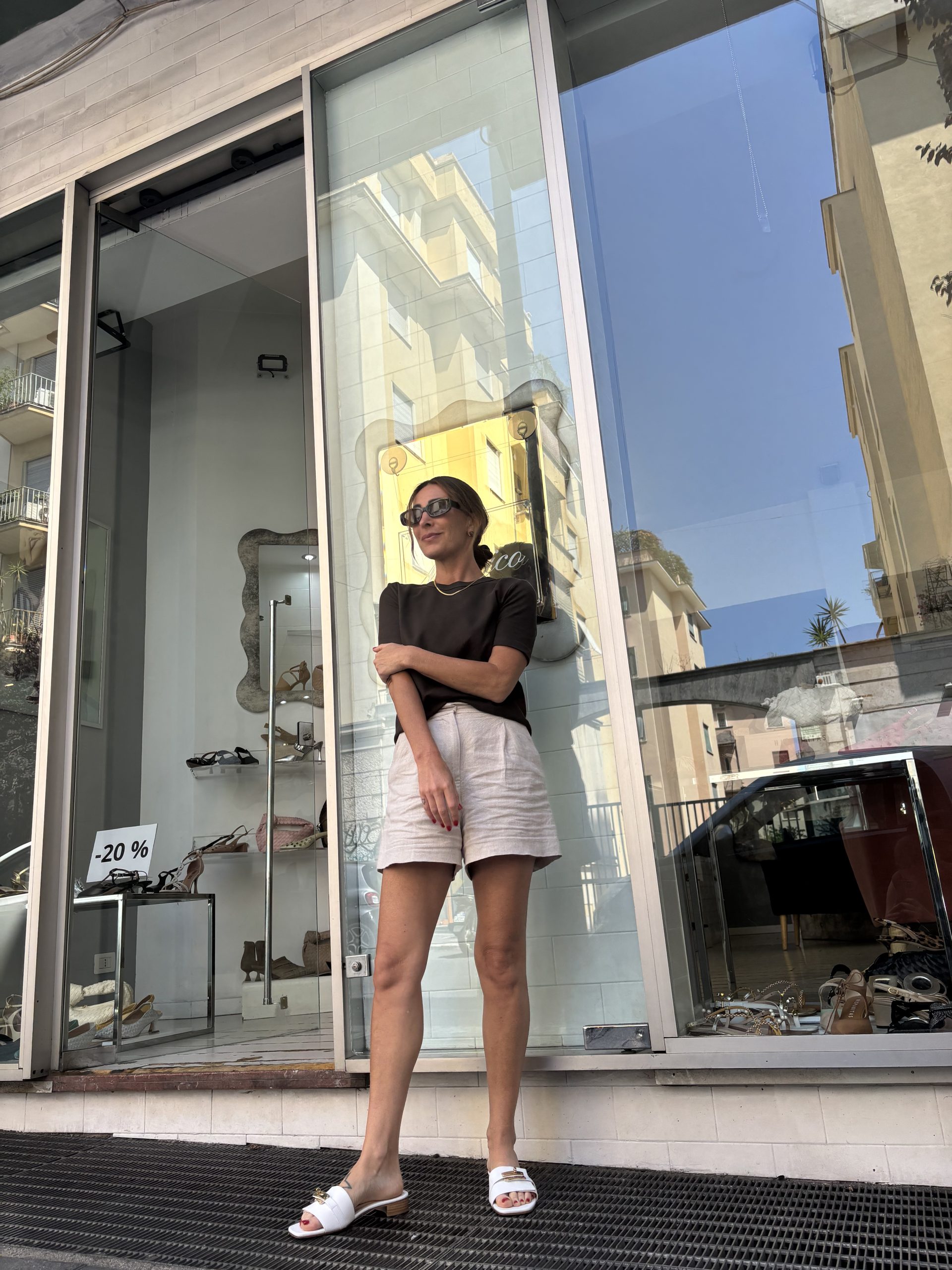 B59ADB79-30A5-43B4-A84C-65D33EF460D1