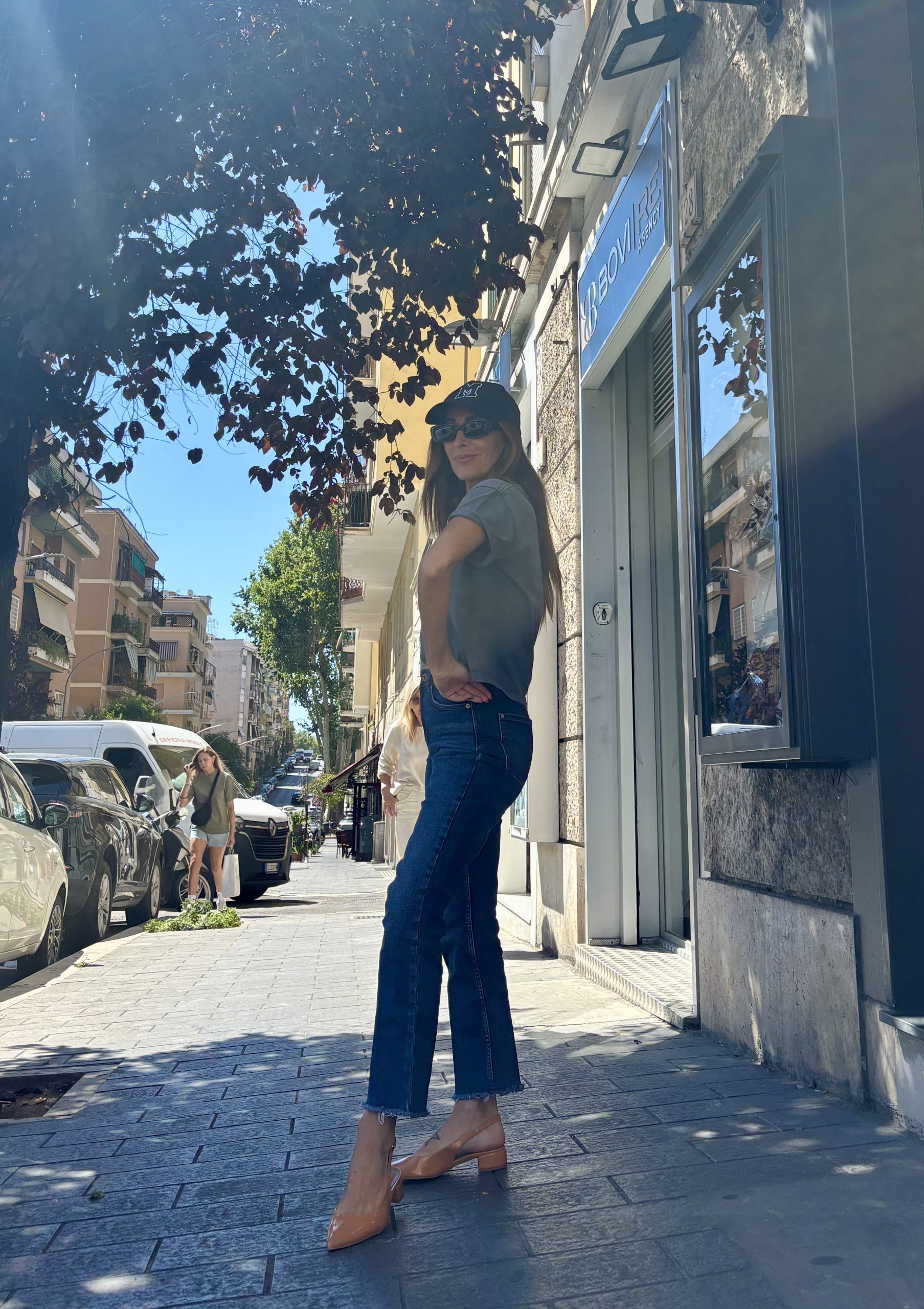 89B57FA7-F4D6-4DBD-85B7-FD2DC5E2971A