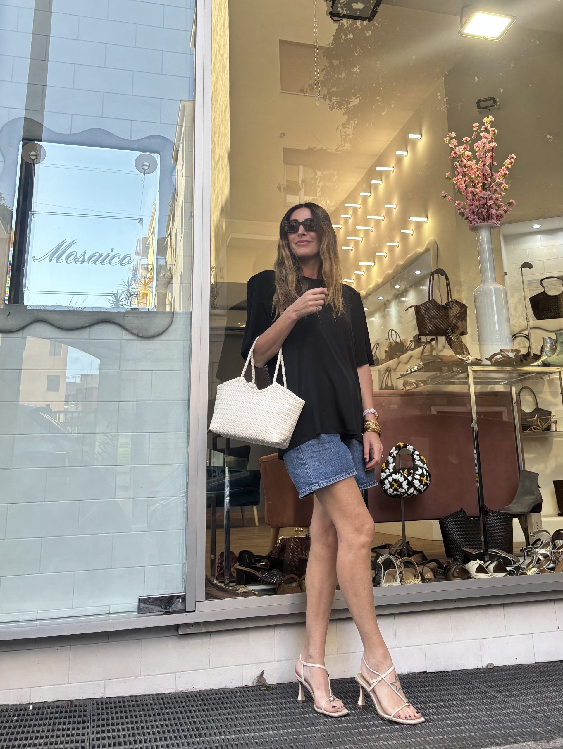 Sandalo con listini e accessorio - immagine 8