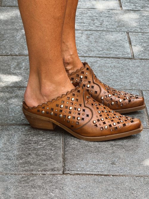 Sabot texano con borchie